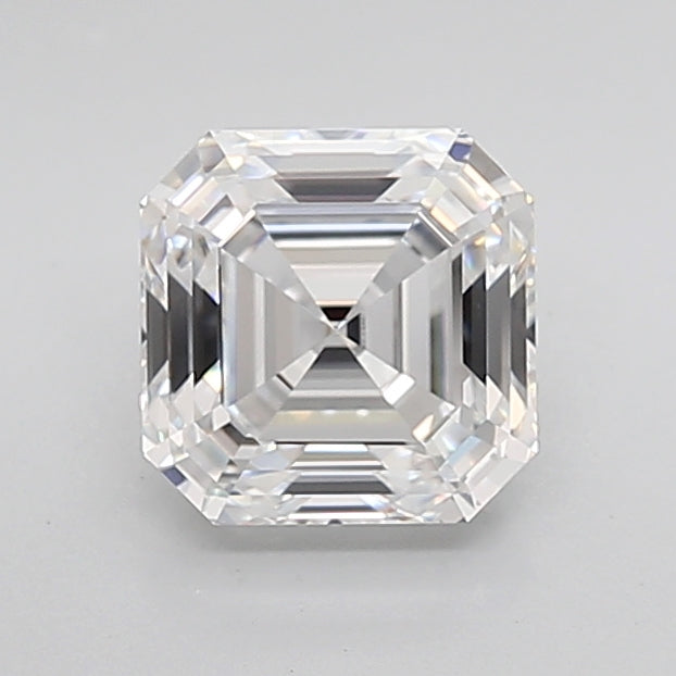 Sophisticated Emerald Lab Diamond